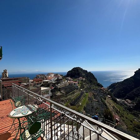 Dai Nonni Seaview With Roof Terrace Over The Sea Scala Exterior foto